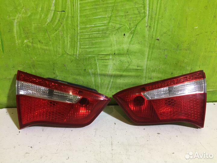 Фонарь крышки багажника KIA Rio 3 924034X000