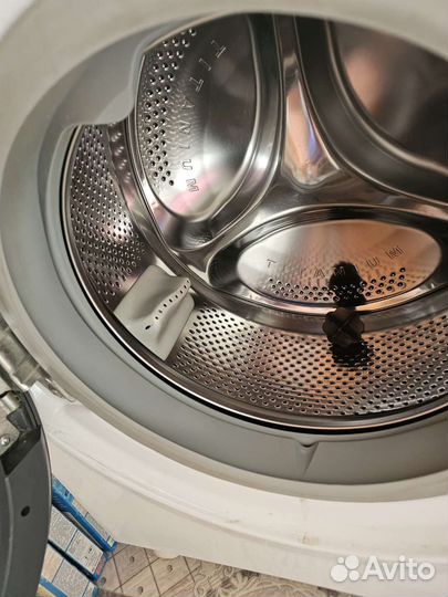 Стиральная машина Аристон 7кг, полностью рабочая
