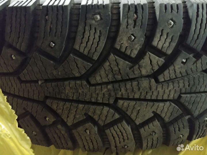 Nokian Tyres Nordman 5 SUV 215/70 R16