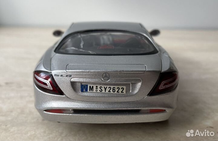 Коллекционая модель Mercedes-Benz SLR mclaren 1:24