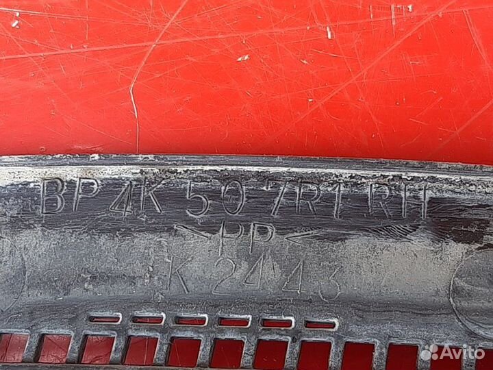 Решетка стеклоочистителя Жабо Mazda 3