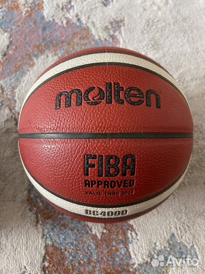 Баскетбольный мяч