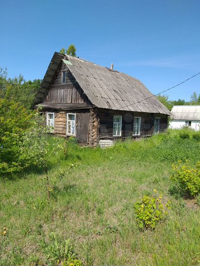 Дом 48 м² на участке 32 сот.