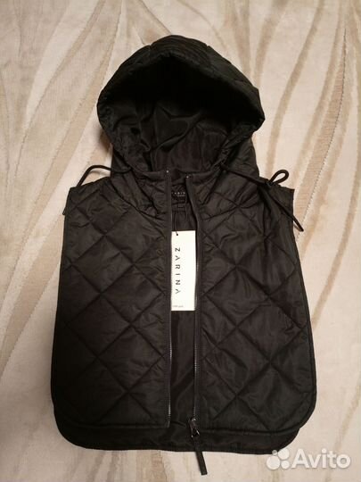 Манишка с капюшоном