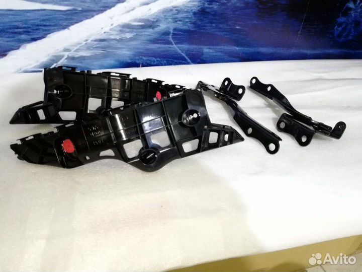 Петли капота Toyota Highlander 3