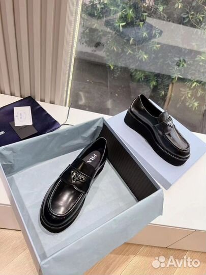 Туфли Prada Brushed Leather Loafers Premium