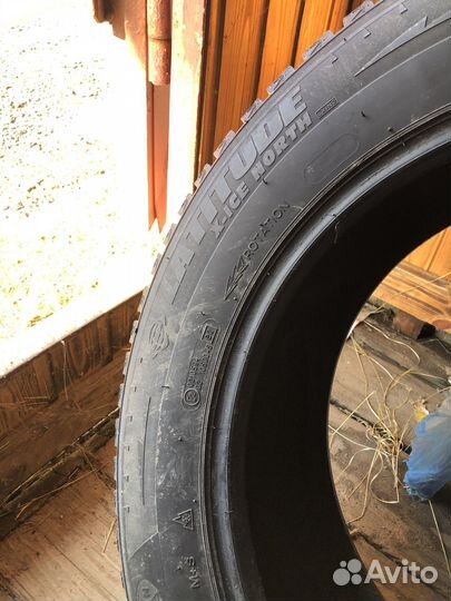 Michelin X-Ice North 4 225/60 R18 104T