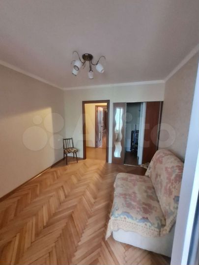 Комната 17 м² в 3-к., 1/9 эт.