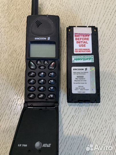 Телефон Ericsson LX700