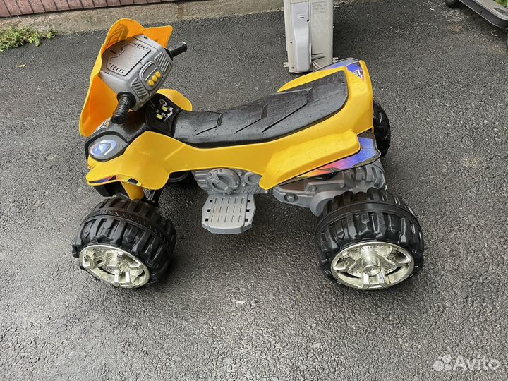 Детский электроквадроцикл