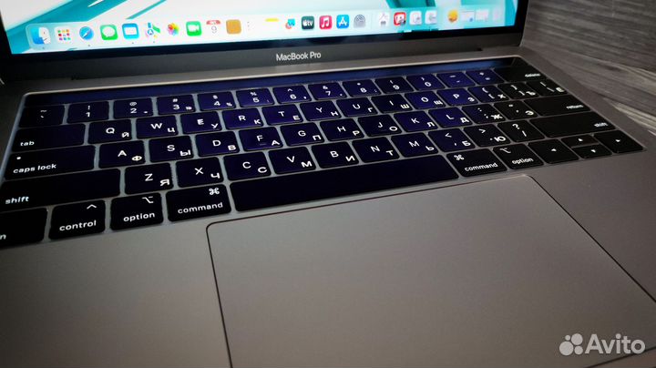 Apple MacBook Pro 13 2018 i5 2.3/8/512gb