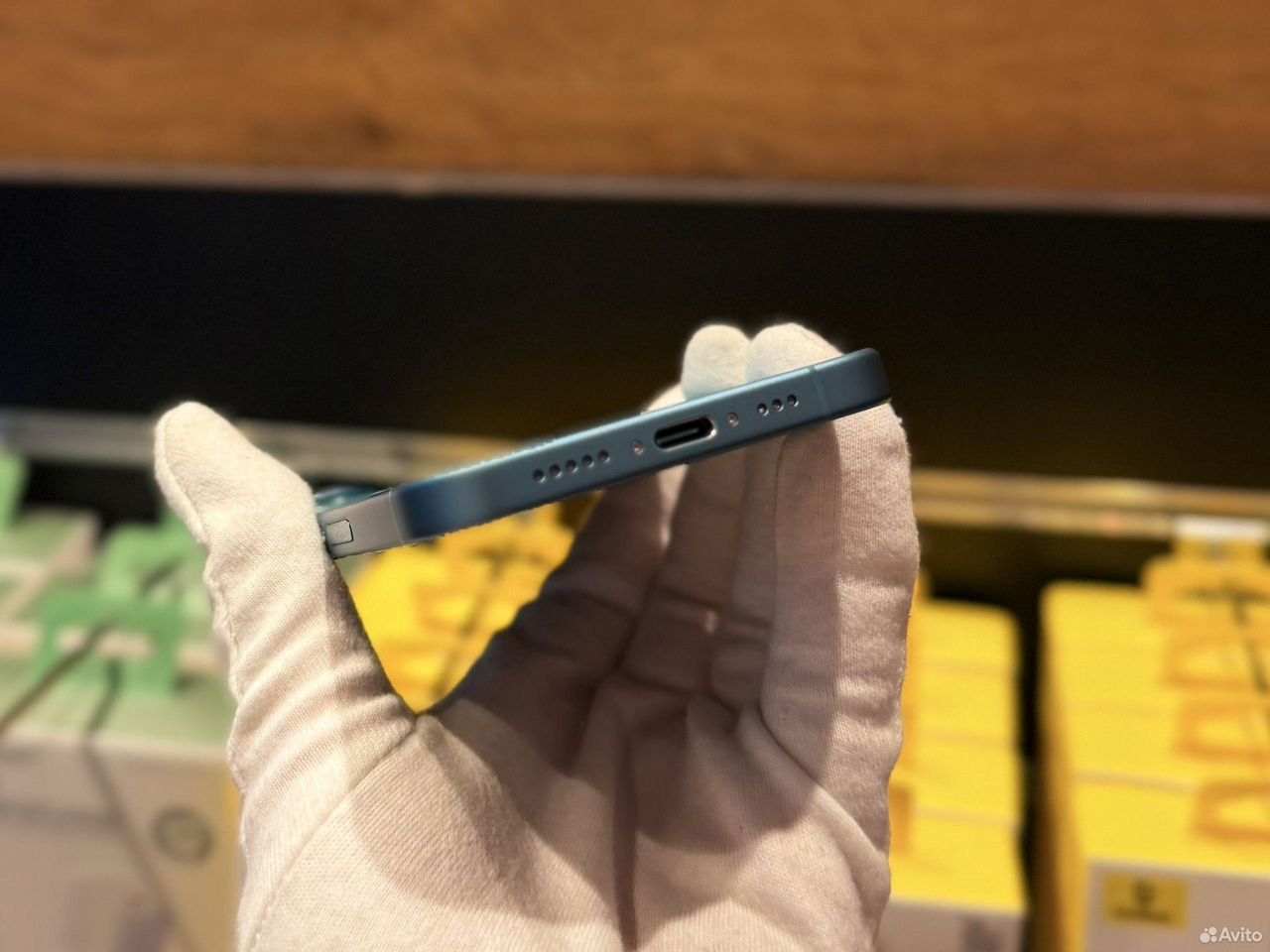 iPhone 16, 512 ГБ, SIM + eSIM