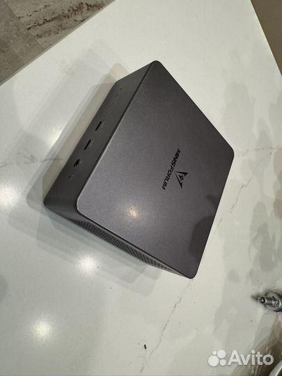 Minisforum um790 pro