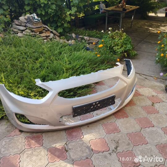 Бампер передний hyundai solaris 2013 год