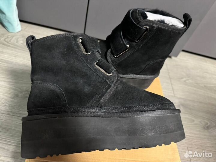 Угги UGG Neumel Platform Kallen Lace, 40р, 26см