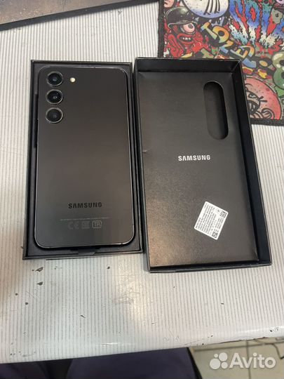 Samsung Galaxy S23, 8/128 ГБ