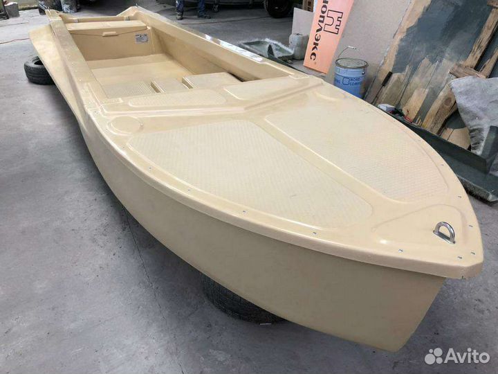 Лодка Астраханская Казанка 46 верфь RiverBoat