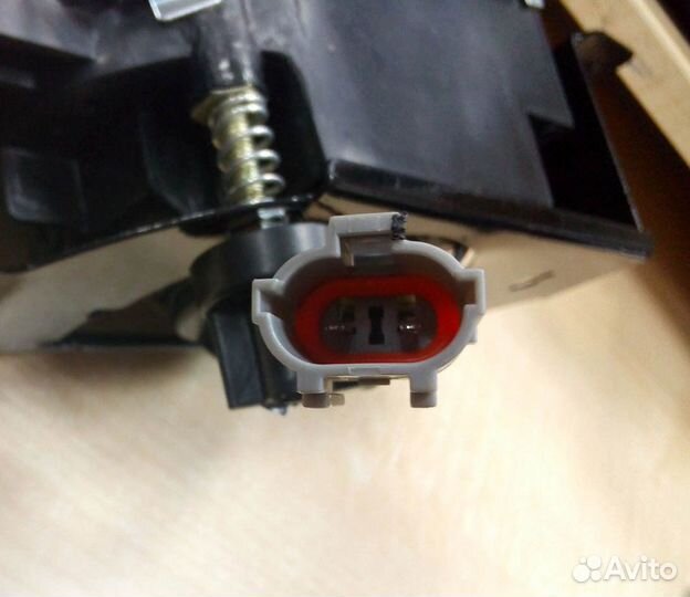 Фара противотуманная правая Nexia N100