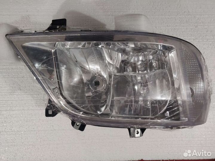 Фара левая и правая Мерседес спринтер