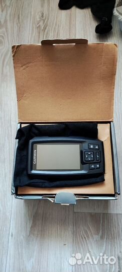 Эхолот Гармин Garmin Striker 4 plus