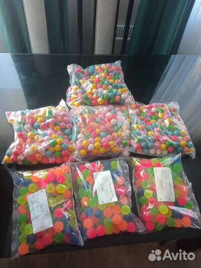 Жвачки и прыгуны для автоматов