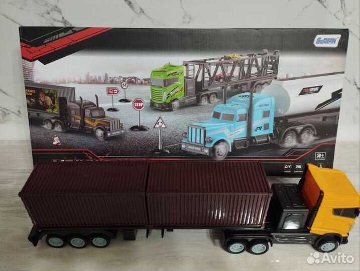Машина грузовая с аксессуарами