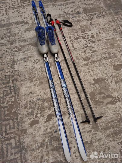 Беговые лыжи