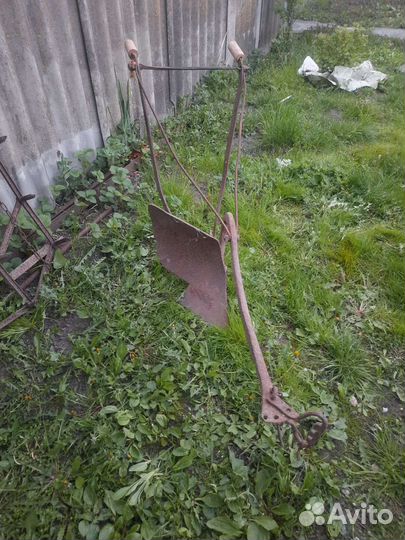 Конный плуг