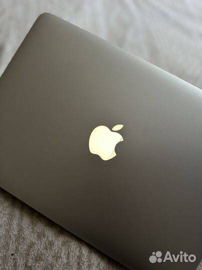 Ноутбук Apple MacBook Pro 13 2014