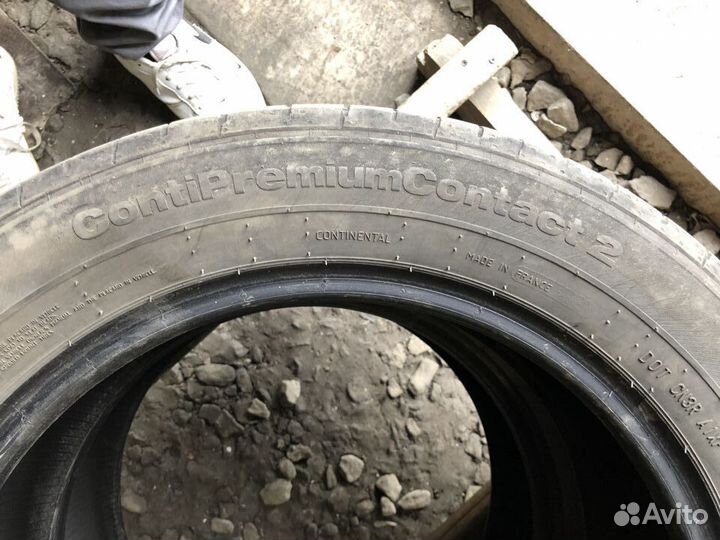 Continental ContiPremiumContact 2 215/55 R17