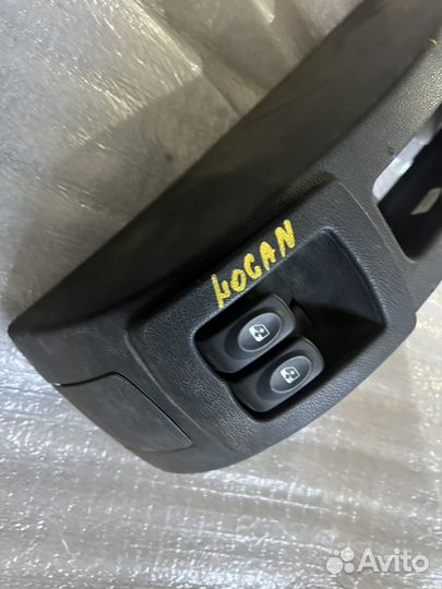 Кнопки стеклоподьемника задние Renault Logan 1