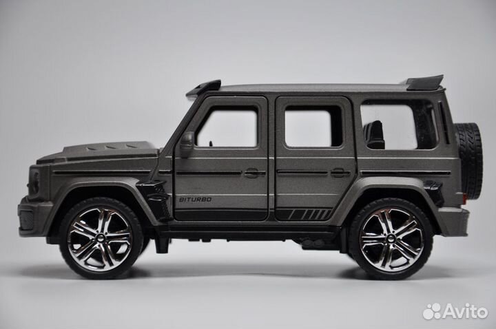 Модель авто Mercedes-Benz G800 Brabus 1:32 металл