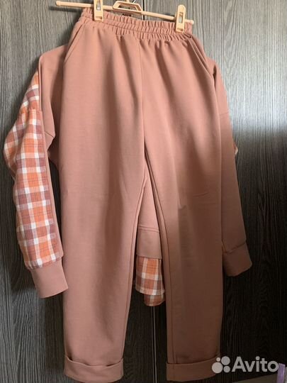 Костюмы спортивные