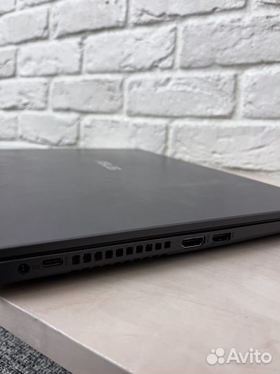 Asus M515DA, AMD Ryzen 7 3700U, BQ442