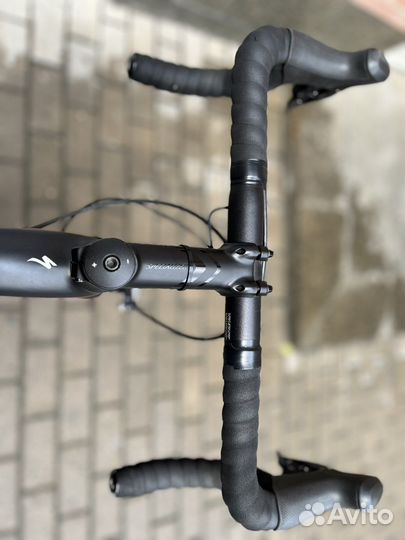 Шоссейный карбоновый велосипед Specialized