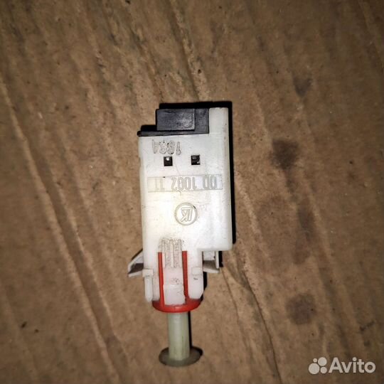 Датчик положения педали тормоза (лягушка) bmw e39