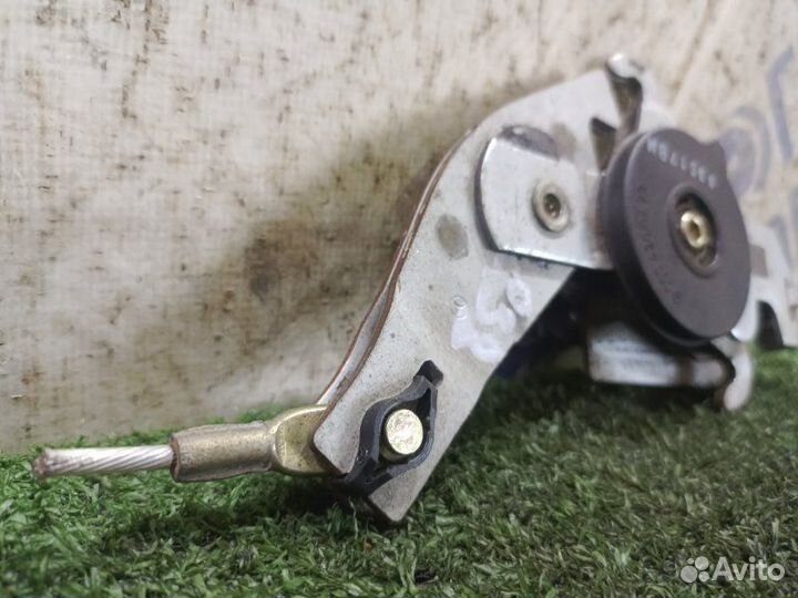 Механизм стояночного тормоза Mercedes-Benz Clk 230