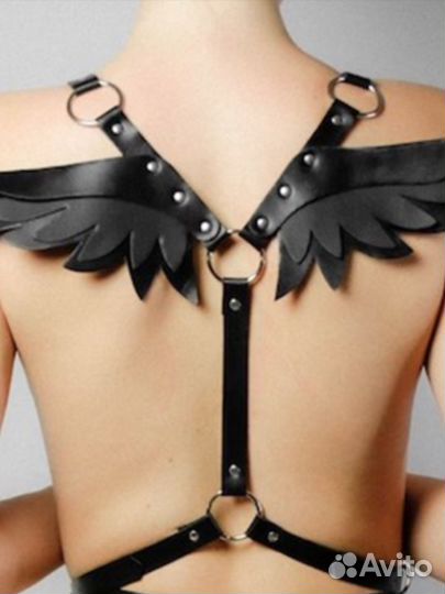 Кожаная портупея с крыльями
