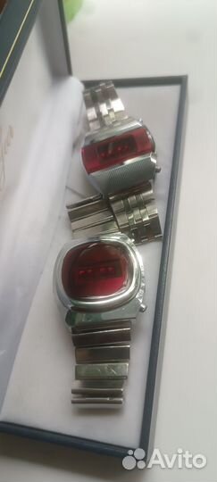 Часы Электроника