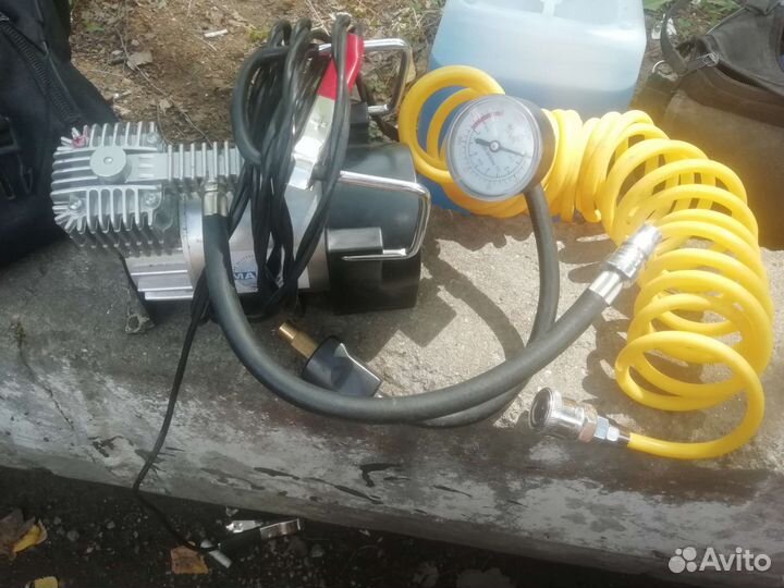 Насос автомобильный