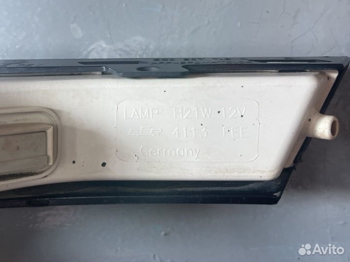 Оригинальные поворотники на пассат б6