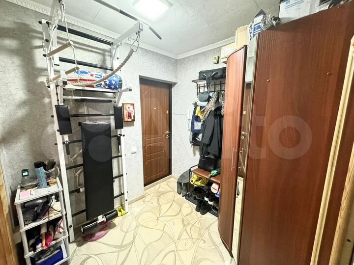 2-к. квартира, 42,7 м², 5/9 эт.