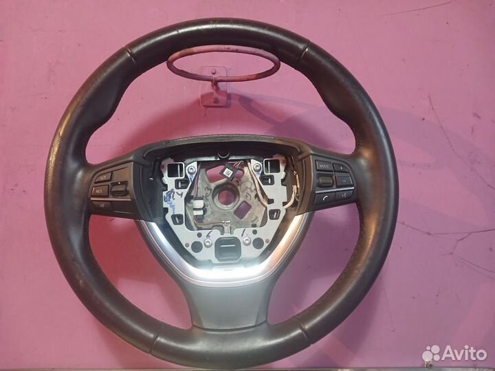 Руль на BMW 5 f10