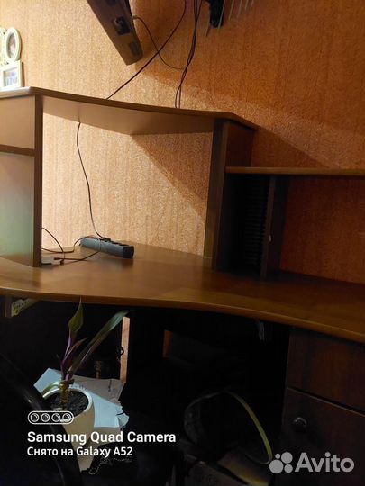 Стол компьютерный