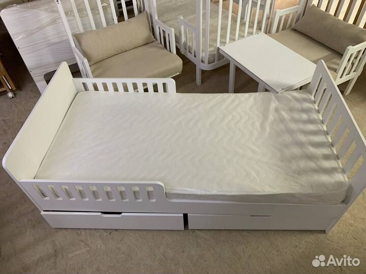 Детская кровать в скандинавском стиле Ник-4