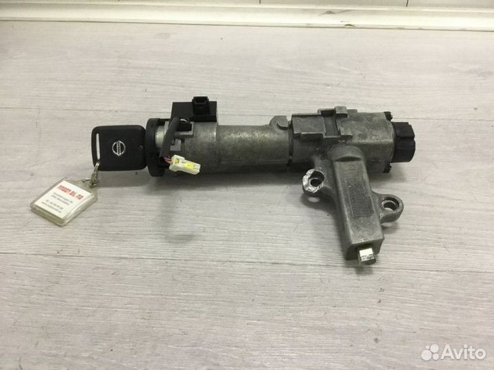 Замок зажигания Nissan Navara 2.5 2006