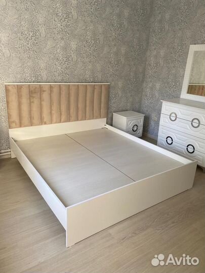 Кровать эко 180/200