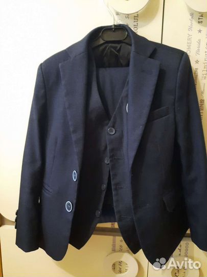 Школьный костюм