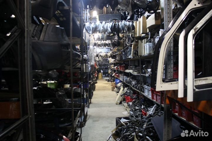 Фара левая Мазда 3 BK хэтчбек