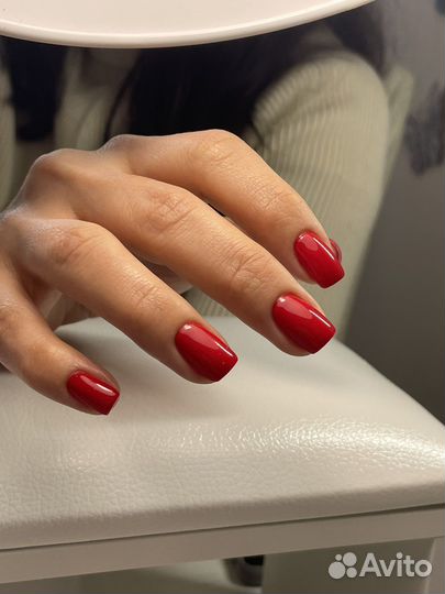 Маникюр и педикюр